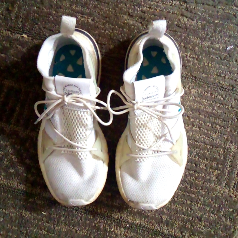 Adidas women's tennis shoes